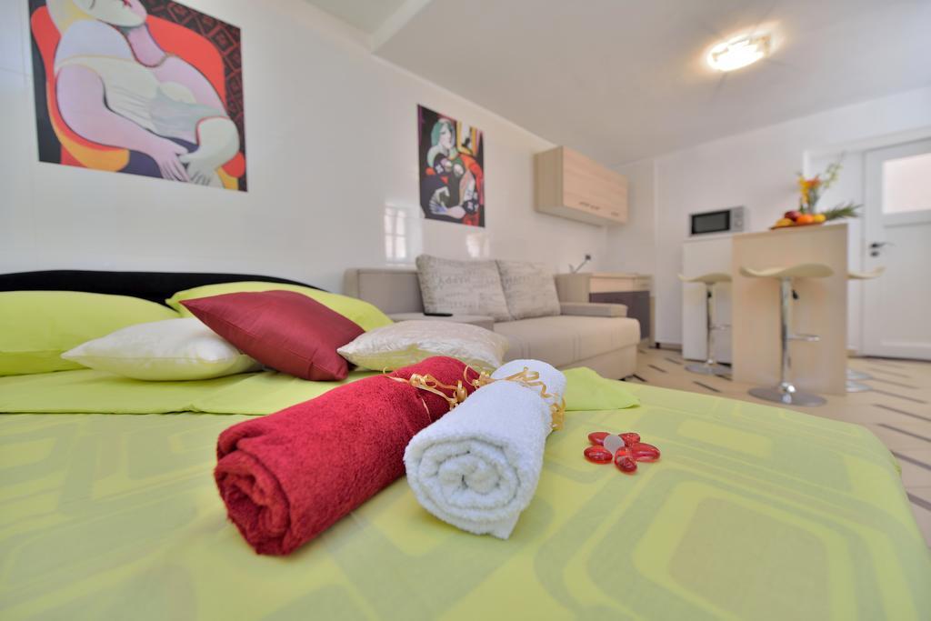 Apartments Carpe Diem ノビグラード・ダルメーシャ 部屋 写真