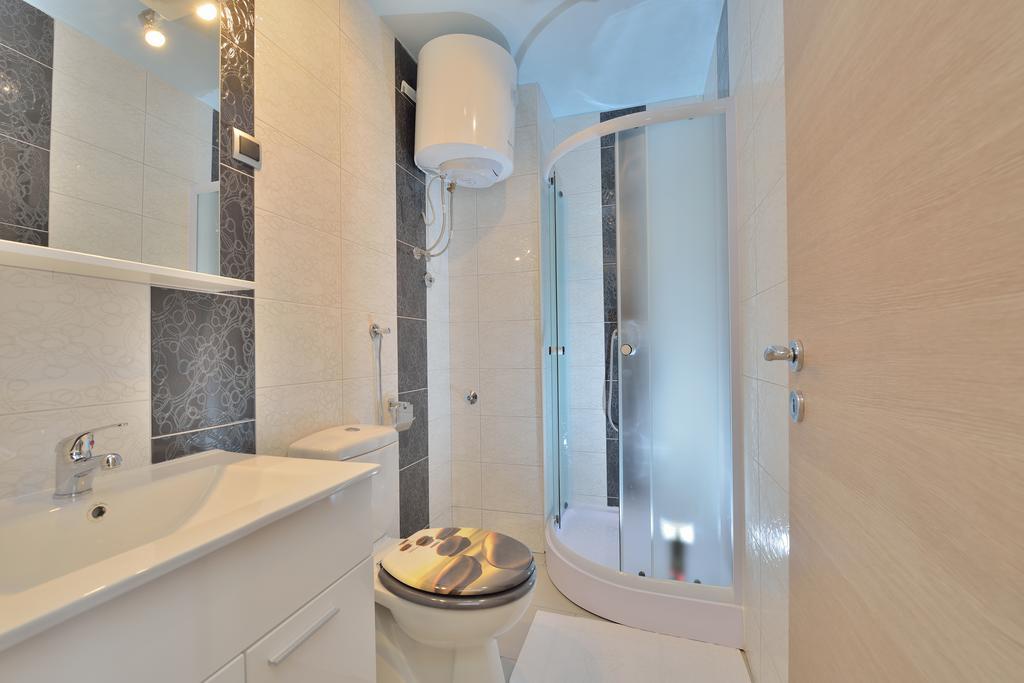 Apartments Carpe Diem ノビグラード・ダルメーシャ 部屋 写真